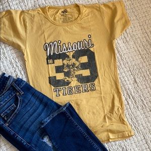 Women’s Missouri Tigers Shirt